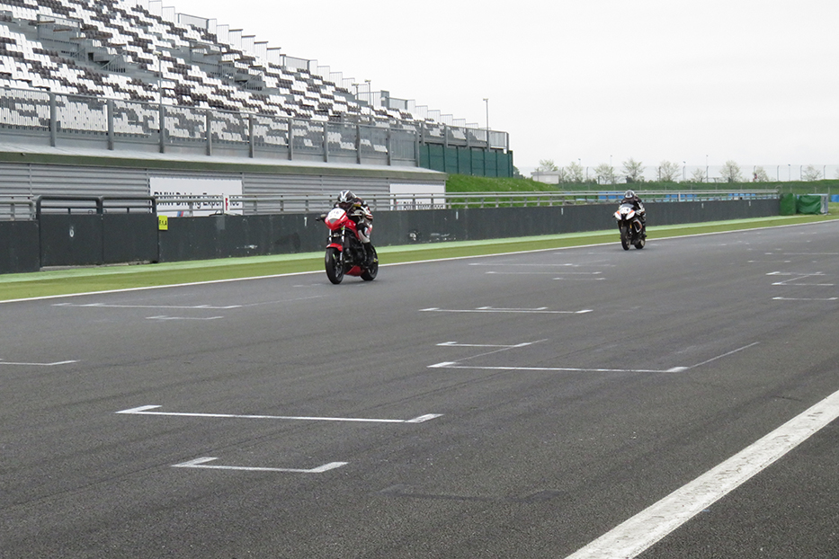 MagnyCours02